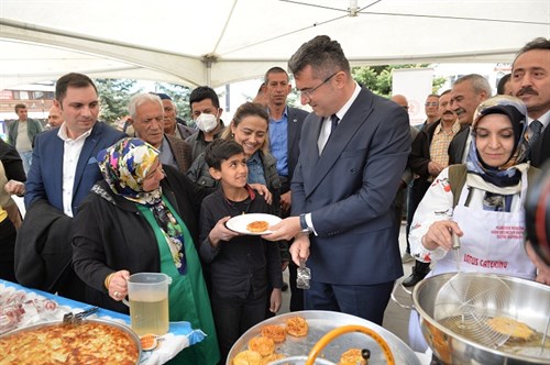 Erzurum'un Yöresel Lezzetleri "Türk Mutfağı Haftası"nda Tanıtıldı